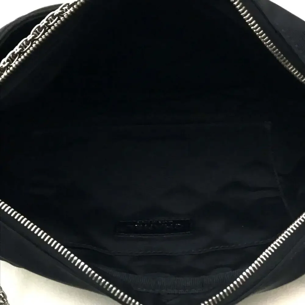 CHANEL Black Shoulder Bag